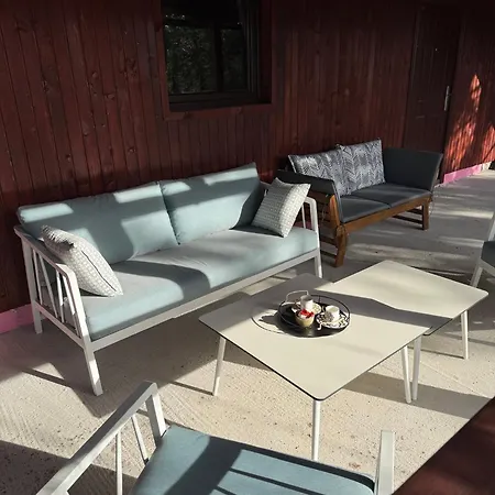 Mountain Mia Chalet Sisava